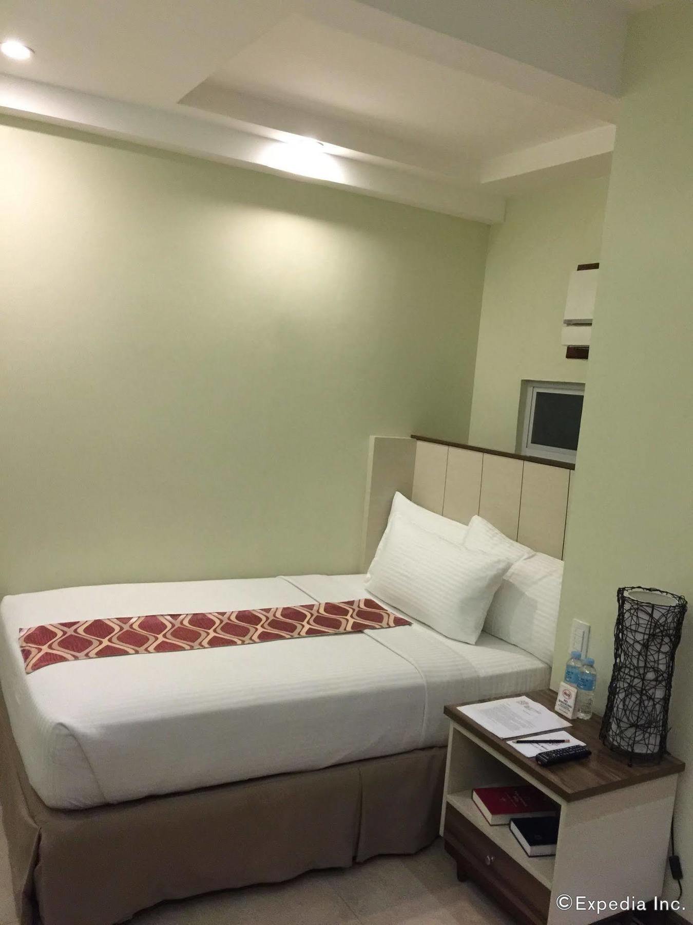 Belian Hotel Tagbilaran Exterior foto