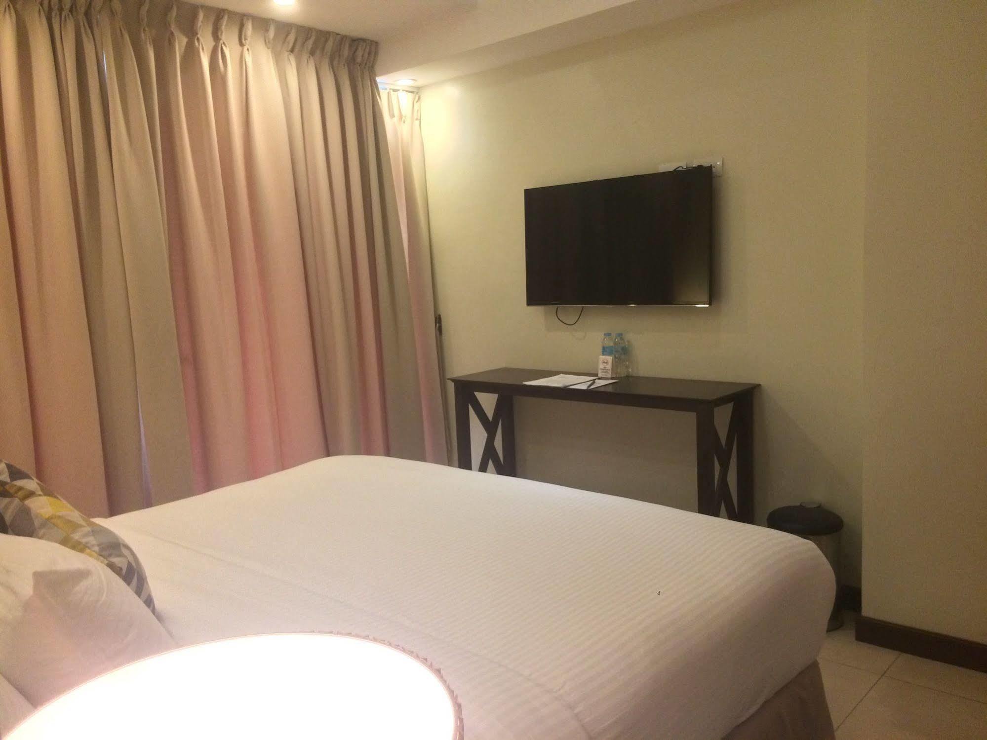 Belian Hotel Tagbilaran Exterior foto